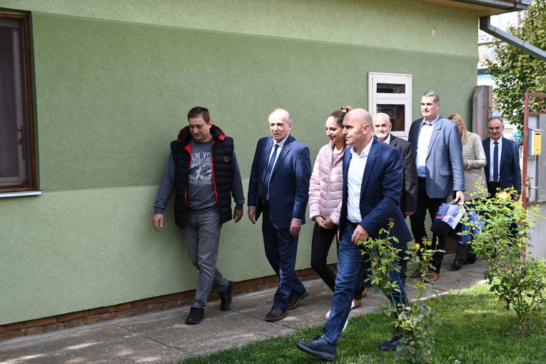  Кркобабић: 69 напуштених кућа добило је 111 нових житеља и 76 деце  